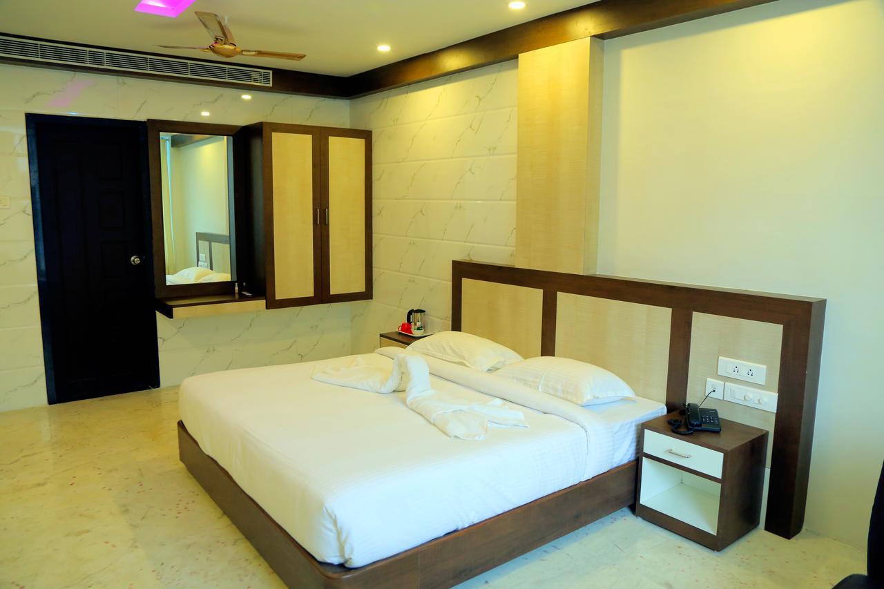Hotel Sri Maharaja Residency Tiruchirappalli Exterior foto